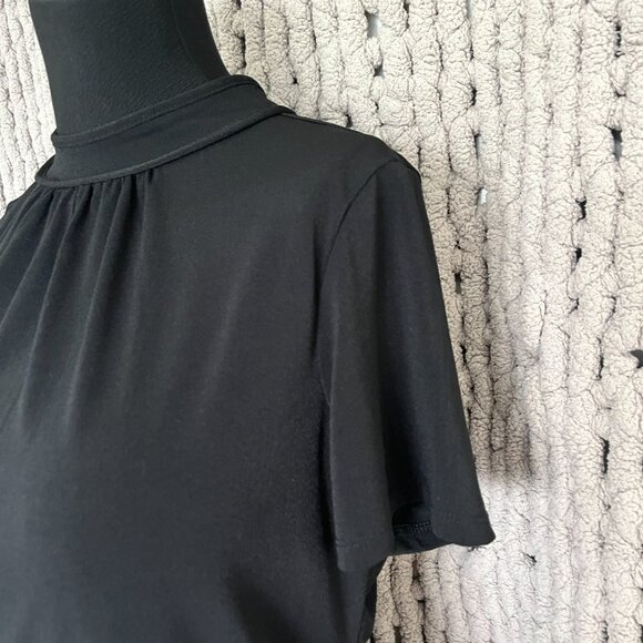 Banana Republic Factory Black Pleated Back Tee Medium - Picture 3 of 9